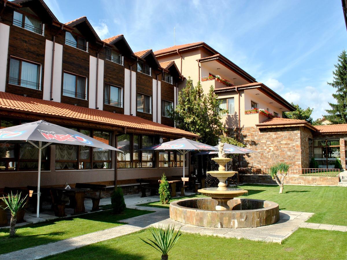 Spa Hotel Ivelia Dubnitsa エクステリア 写真