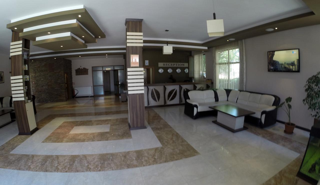Spa Hotel Ivelia Dubnitsa エクステリア 写真