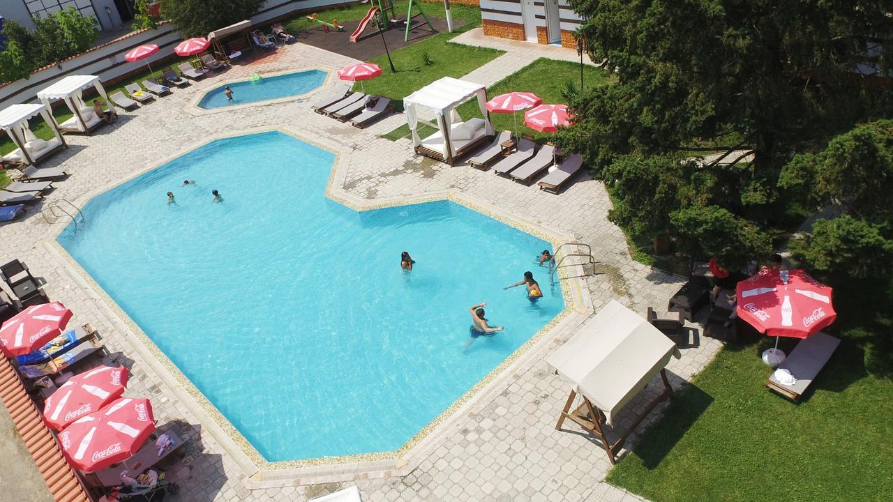 Spa Hotel Ivelia Dubnitsa エクステリア 写真