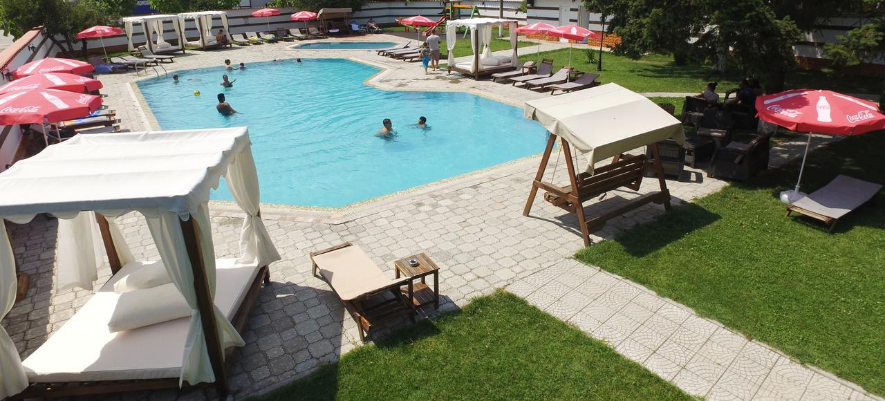 Spa Hotel Ivelia Dubnitsa エクステリア 写真